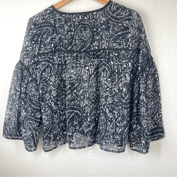 Lucky Brand Sheer Flowy Boho Top XS  Black and white Floral Bell Sleeves - Picture 14 of 16